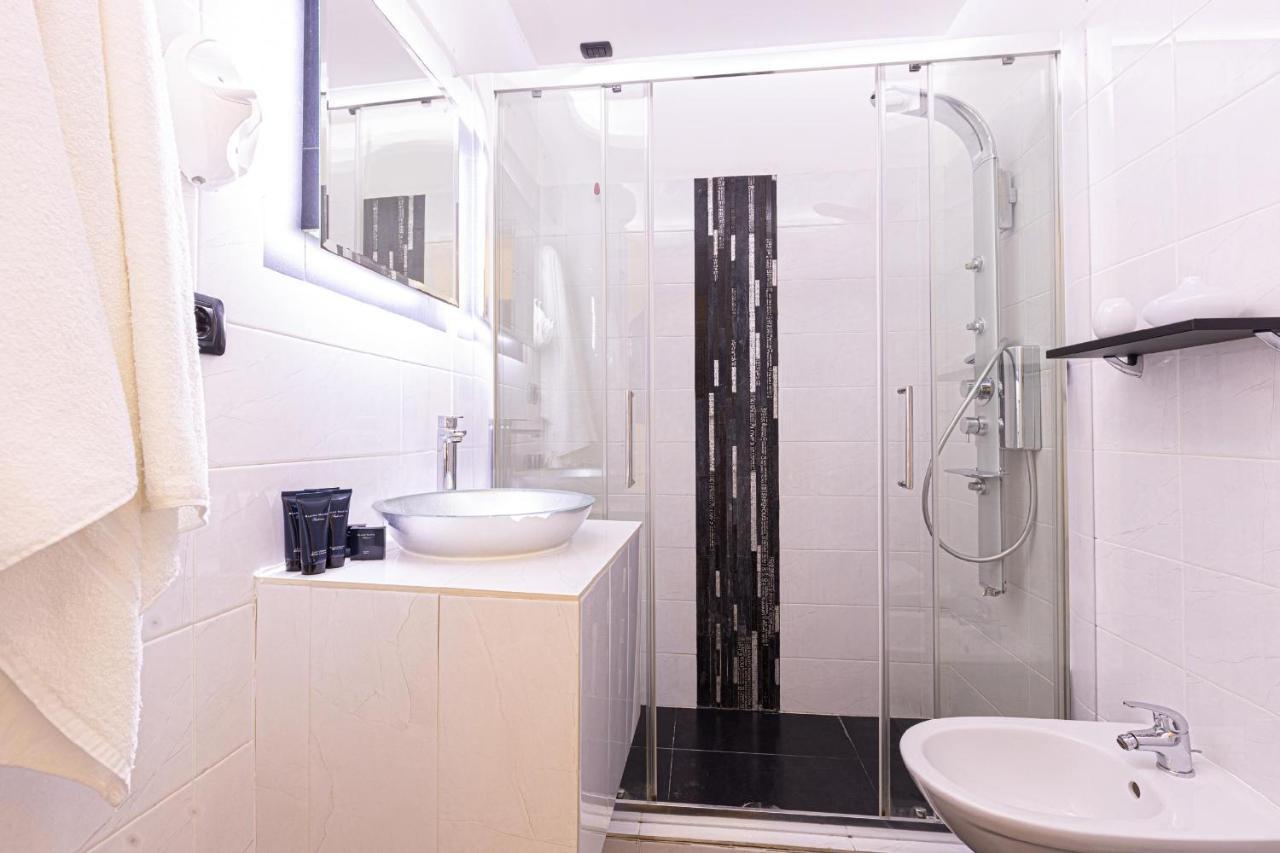 Bb'S Suites Corso Рим Экстерьер фото